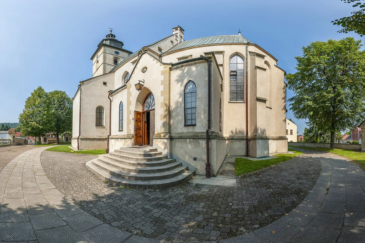 Kościół św. Elżbiety Węgierskiej w Starym Sączu