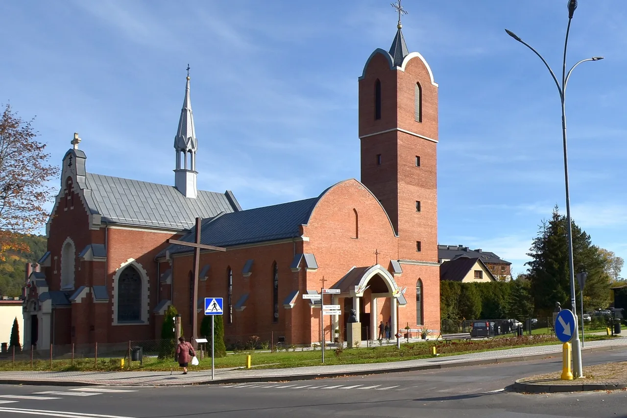 Kościół pw. Najświętszej Maryi Panny Królowej Polski
