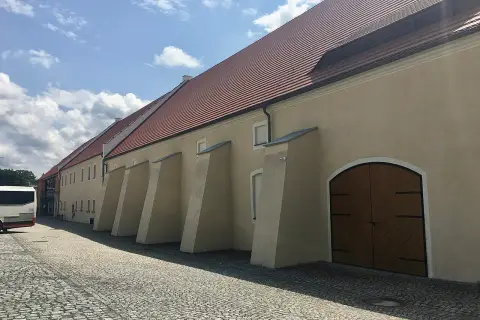 Pałac Sobieszów