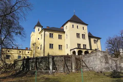 Zamek w Grodźcu