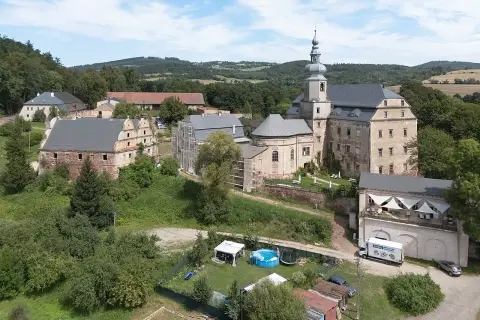 Pałac w Sarnach