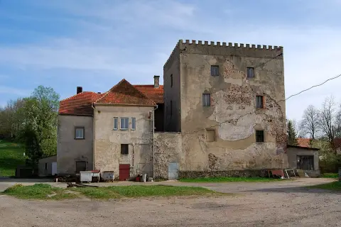 Zamek w Sędziszowej